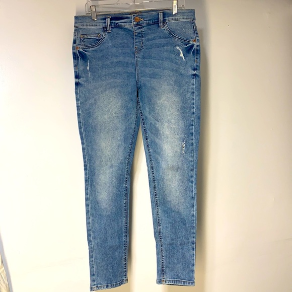 Justice Girls Mini Mom Denim Jeans, Sizes 6-18, Slim & Plus